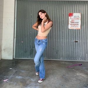 Hi I’m Your Posher: Halana💜